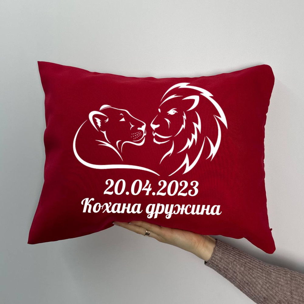 Подушка с принтом габардиновая Любимая жена, красная 35х45 (1200) Подушка с принтом габардиновая Любимая жена, красная 35х45 (1200)