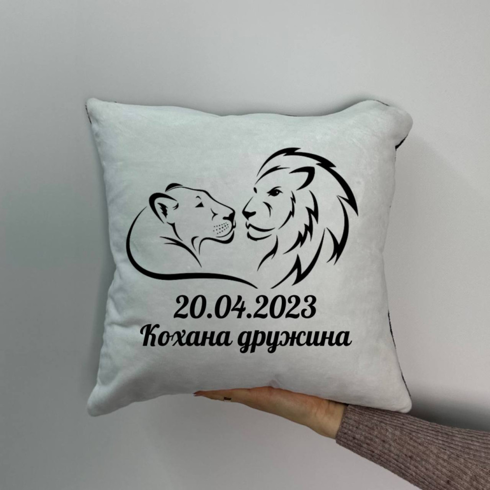 Подушка с принтом плюшевая Любимая жена, 35х35 (1202) Подушка с принтом плюшевая Любимая жена, 35х35 (1202)