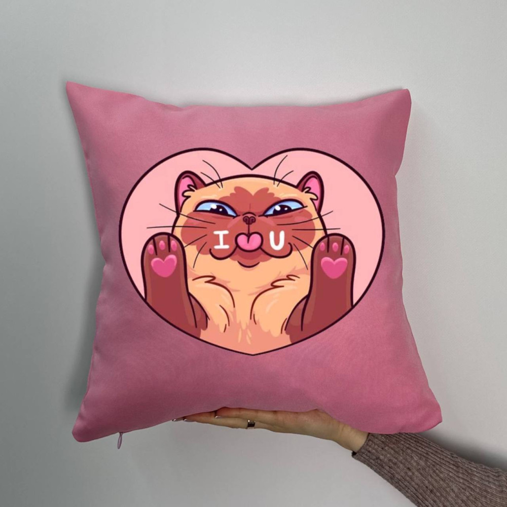 Подушка с принтом габардиновая Люблю Киса, розовая 35х35 (1568) Подушка с принтом габардиновая Люблю Киса, розовая 35х35 (1568)