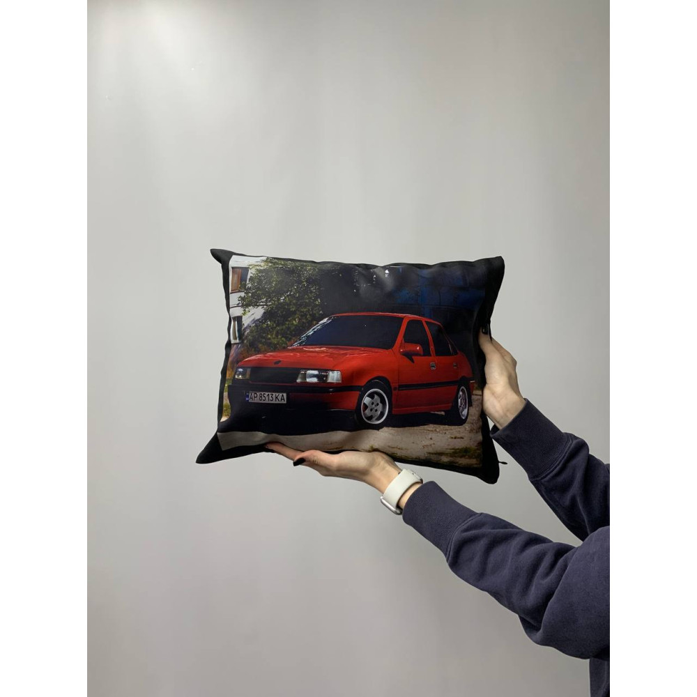 Подушка с принтом габардиновая Авто, черная 35х45 (2204)