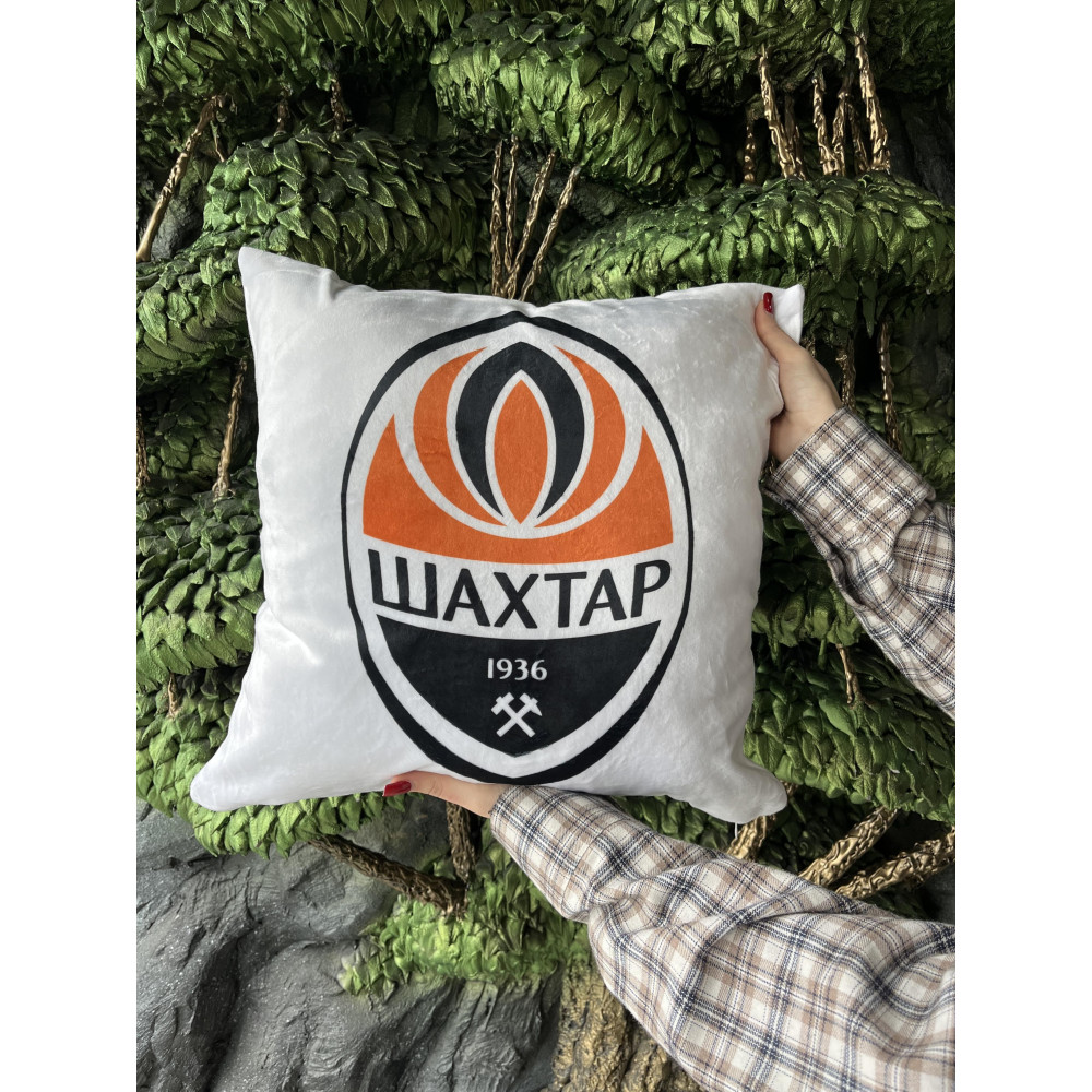 Подушка с принтом плюшевая Шахтер белый 45х45 (2645) Подушка с принтом плюшевая Шахтер белый 45х45 (2645)